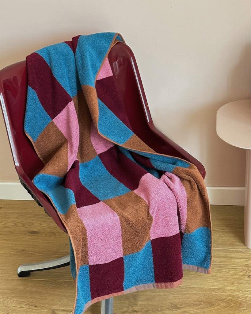 Rainbow Checkered Bath Towel, Soft 100% Organic Long-Stapled Cotton